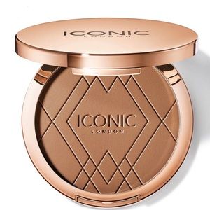 BNIB iconic bronzer